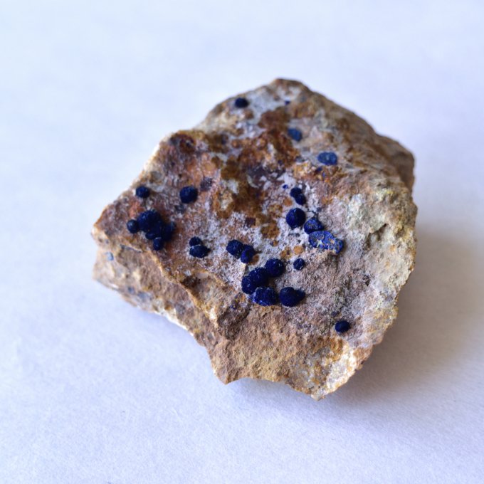 ブルーベリー・アズライト藍銅鉱 母岩付き アメリカ・モレンシー産