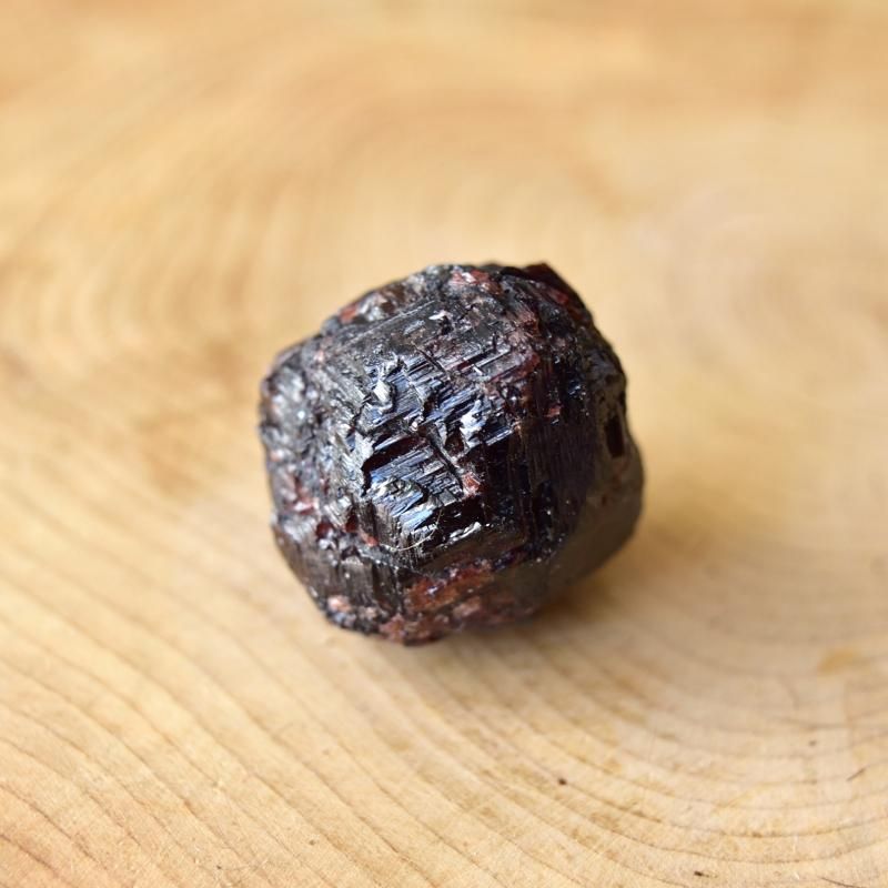 スペサルティンガーネット結晶 レッドガーネット パキスタン産