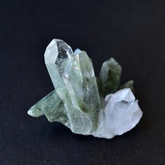クォーツ・クリスタル・水晶 - 天然石・パワーストーンのルース クォーツ・クリスタル・水晶 - 天然石・パワーストーンのルース