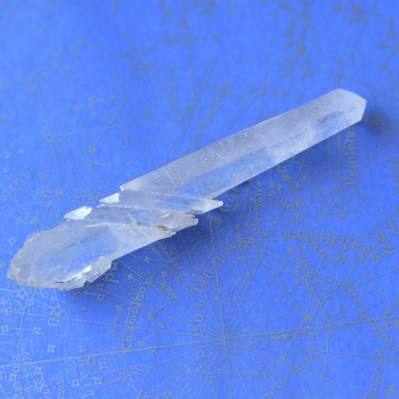 インターフェレンスクォーツ（成長干渉水晶） Pure White　ロシア・ダルネゴルスク産　22g/ クリスタル・ポイント水晶