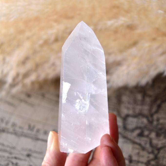 ブラジルミナスジェライス州産 スモーキークォーツ上のローズクォーツ