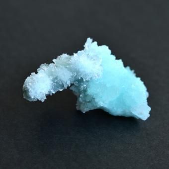 グリーンファントムクォーツ・ポイント フックサイト入り水晶 底面磨き