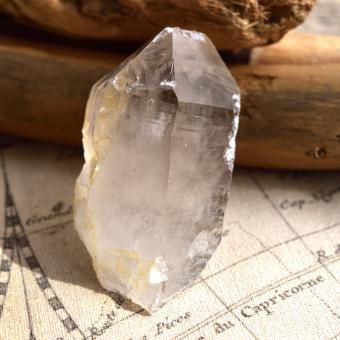 レムリアンシード 女神クリスタル Pure Ray ブラジル・バイーア州産