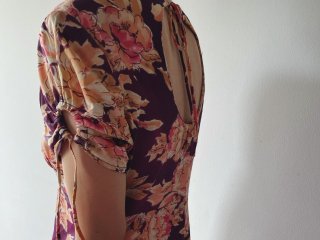 70s Plum Floral Key Hole Design Maxi Dress