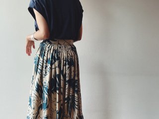 80s- Charcoal Blue Beige Botanical Rayon Skirt