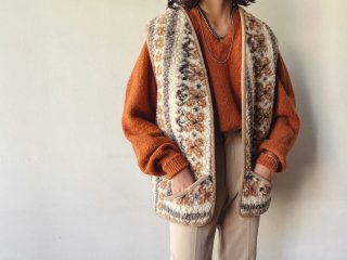 70s- Ivory Brown Floral Boa Vest