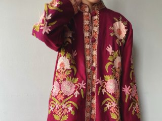 70s- Magenta Embroidery Mandarin Collar Coat