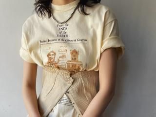 90s Pale Yellow Body and House Print Tee