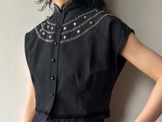50s- Black Sequins Cropped Blouse
