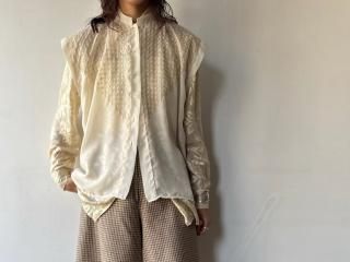 50s- Ivory Lace Sleeveless Blouse