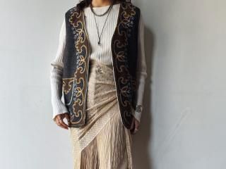 70s Charcoal Gray Embroidery Vest