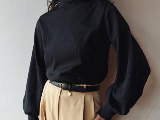 70s Black Balloon Sleeve Top