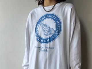 90s White Shell Museum Print LS Tee