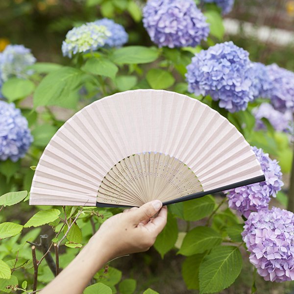 nippon color扇子｜暦生活のお店｜伝統色の灰桜が美しい人気の扇子