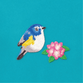 人気でかわいい野鳥のワッペン「ルリビタキ」の紹介