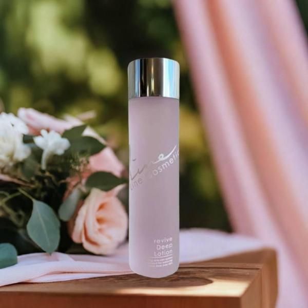 Line Cosmetic of GGG Forall｜肌悩みに寄り添い健康な素肌を目指し