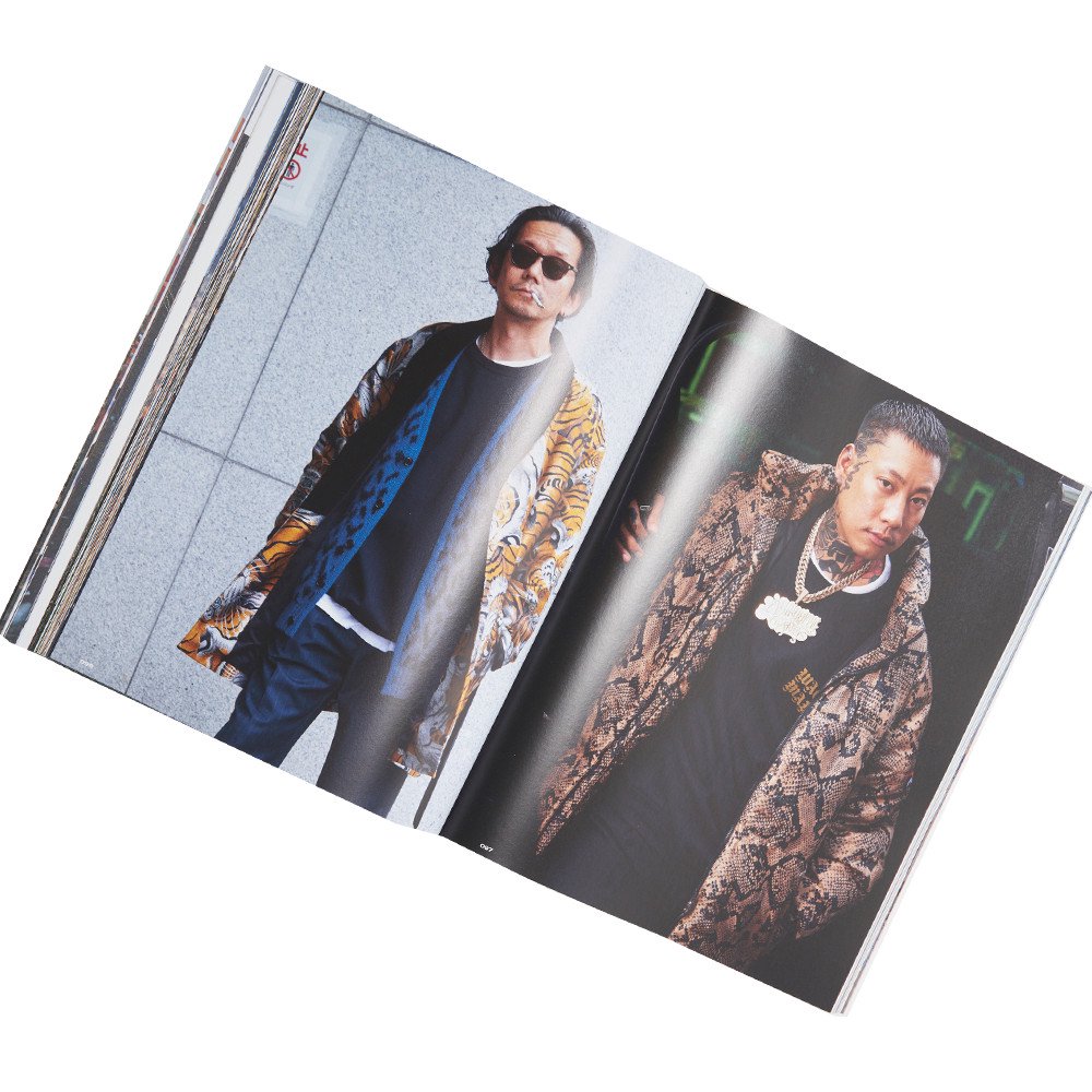 <img class='new_mark_img1' src='https://img.shop-pro.jp/img/new/icons3.gif' style='border:none;display:inline;margin:0px;padding:0px;width:auto;' />THE NEW ORDER MAGAZINE  ザ ニューオーダーマガジン Vol. 25 / ROBERT’3D’DEL NAJA+NICK KNIGHT