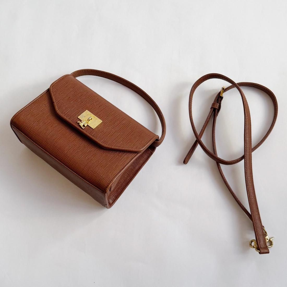 Vintage Courreges Paris 2Way Shoulder Bag - WATASHI A