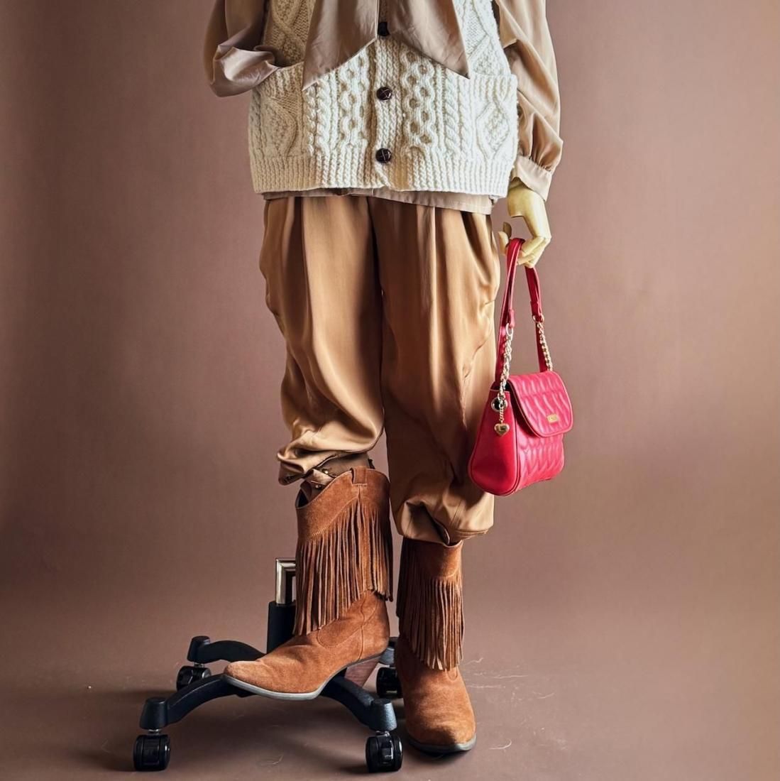 Moschinoモスキーノハートチャーム ボディバッグ　レトロ　ヴィンテージ古着 Moschinoモスキーノハートチャーム ボディバッグ レトロ