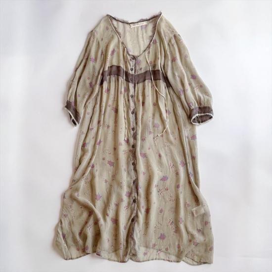 Vintage Like Sheer Floral Lace Dress - WATASHI A vintage shop