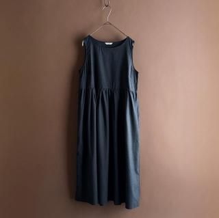Wool Sleeveless Gathered Dress