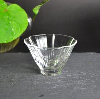 耐熱花びらガラスコップ　容量:40ml（適量30ml）