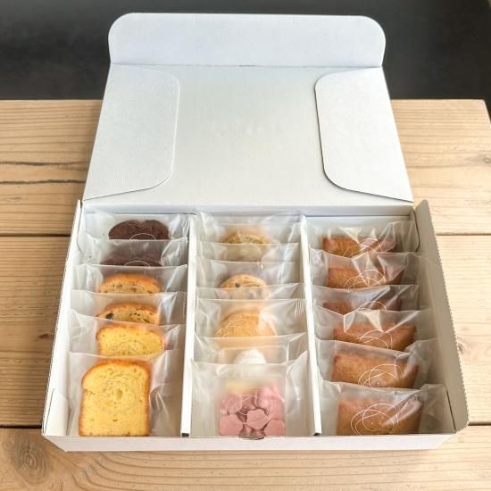 北海道産小麦とバターの焼菓子セット 大箱ギフト - cake&cafe collet