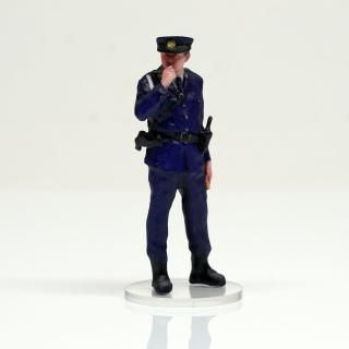 Amazon | HS024-00003 figreal 日本警察官 1/24 高精細
