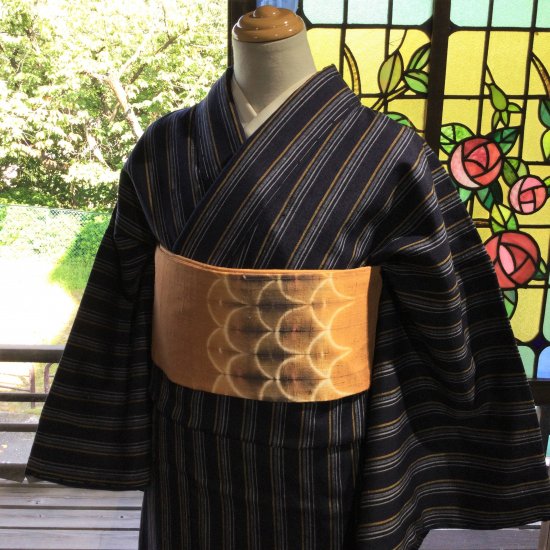 やゝK‐134＊重要無形文化財本場結城紬ストライプ（証紙有）／着物リユース - yaya-kimono