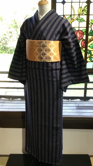 やゝK‐134＊重要無形文化財本場結城紬ストライプ（証紙有）／着物リユース - yaya-kimono