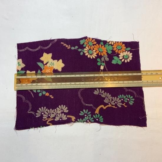 アンティーク　女の子　お着物　縮緬　深い桔梗紫色　正絹 美品 アンティーク 女の子 お着物 縮緬 深い桔梗紫色 正絹 美品