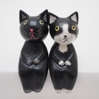 木彫動物⑅犬(チン)⑅インドネシア 木彫動物⑅犬(チン)⑅インドネシア