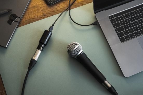 SHURE デジタルオーディオインターフェース MVX2U（ヘッドホン