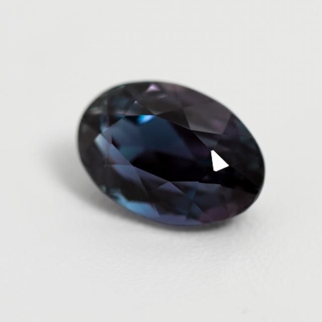 アレキサンドライト AX 0.83ct GIA鑑別書付
