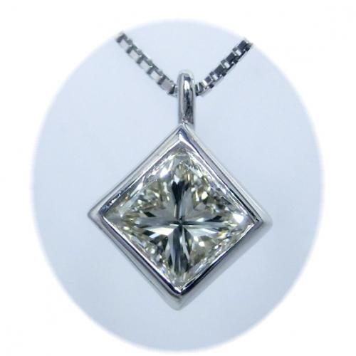 Pt900 ダイヤモンド プリンセスカット ネックレス D 1.001ct Pt900 ダイヤモンド プリンセスカット ネックレス D 1.001ct
