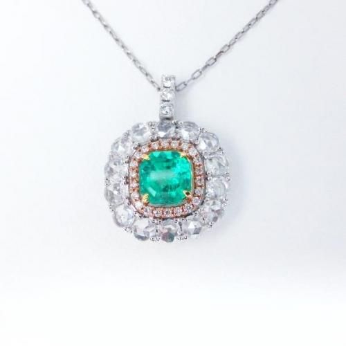 Pt850 天然エメラルド 0.23ct ネックレストップ ダイヤ0.38ct