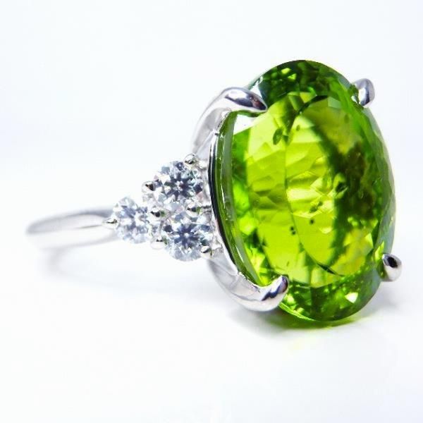 Pt900 ペリドット H&Cダイヤモンドリング PE 7.611ct D 0.40ct