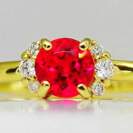 ポメラート レッドトルマリンの丸いチャーム ポメラートレッド