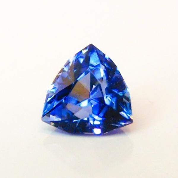 ベニトアイト 0.14ct ルース - ecotours-of-oregon.com