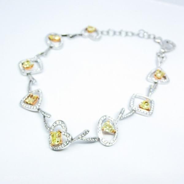 ファンシーイエローダイヤモンドブレスレット D 2.60ct D 1.17ct 21cm