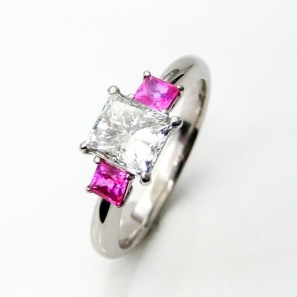 プリンセスダイヤモンド ピンクサファイアリング D 1.028ct PS 0.40ct ...