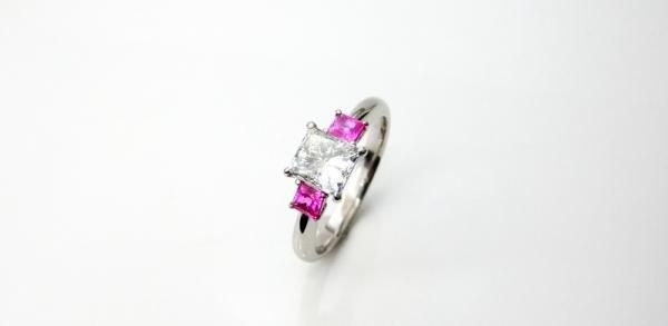 プリンセスダイヤモンド ピンクサファイアリング D 1.028ct PS プリンセスダイヤモンド ピンクサファイアリング D 1.028ct PS