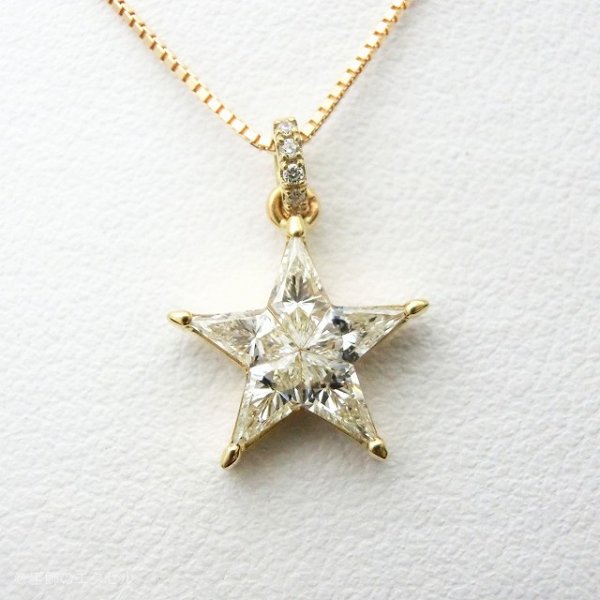 ★K18YG ダイヤモンド 0.15ct スター ネックレス 星型 ペンダント