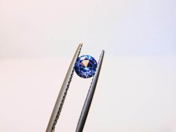 ベニトアイトルース BI 0.659ct 日独宝石研究所鑑別書付