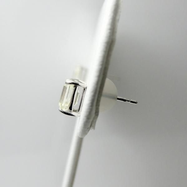エメラルドカットダイヤモンドピアス D 0.604ct M-VS1 D 0.555ct エメラルドカットダイヤモンドピアス D 0.604ct M-VS1 D 0.555ct