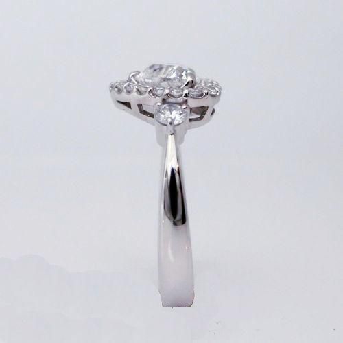 ハートシェイプダイヤモンドリング D 1.001ct F-SI2 D 0.33ct ハートシェイプダイヤモンドリング D 1.001ct F-SI2 D 0.33ct