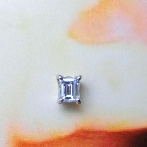 ダイアモンドエメラルドカットピアス0.208ct0.200ctPt900C-LINE
