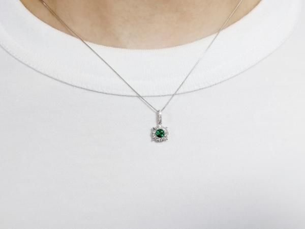 【17-11】エメラルド　ダイヤモンド　ネックレス　E0.51ctD0.2ct