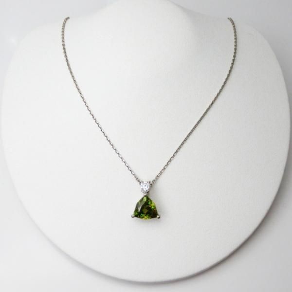 トリリアントスフェーン ダイヤモンドネックレス SH 1.06ct D 0.08ct