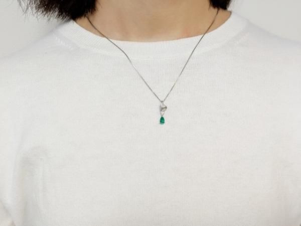 ペアシェイプエメラルド ダイヤモンドネックレス EM 0.41ct D ペアシェイプエメラルド ダイヤモンドネックレス EM 0.41ct D